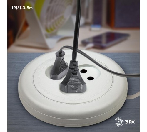 Удлинитель Россия UR(6)-3-5m рулетка без заземл., 3гн, 5м, ШВВП, 2x0.75мм2, 6А(УХ6-103)  Б0035762  ЭРА