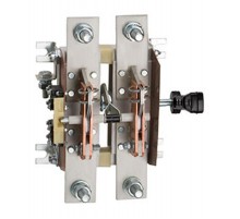 РЕ19-45-22211-00 УХЛ3 и/п, 2500А, 2п на 1 напр., центр.рук., на из. панели, со всп. конт., IP00, разъединитель  (ЭТ)  ET004326  Электротехник