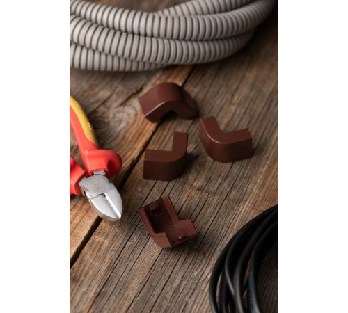 Угол внешний (20х10) (4 шт) Plast EKF PROxima  под темное деревоobd-20-10x4EKF