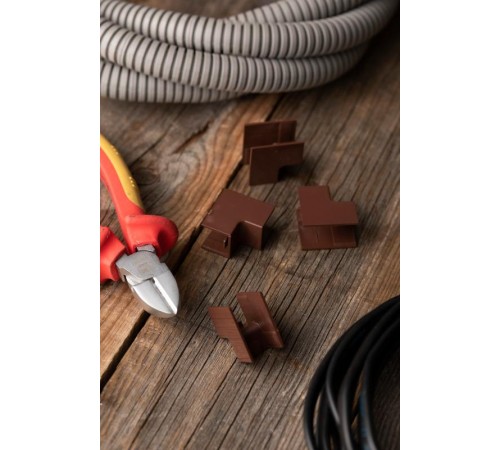 Угол внутренний (16х16) (4 шт) Plast EKF PROxima  под темное деревоibd-16-16x4EKF