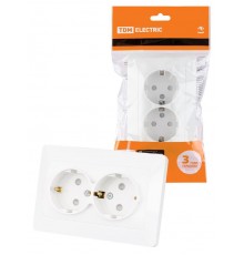 Розетка двойная 2П+З с защ. шт. 16А 250В белая "Ильмень"  SQ1823-0016  TDM