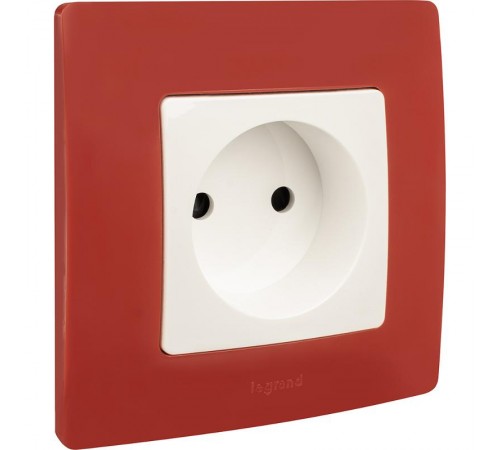 Etika Красная Рамка 1-ая  672531  Legrand