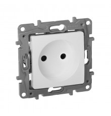 Etika Белый Розетка без заземления со шторками, винтовые клеммы  672234  Legrand