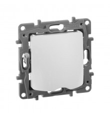 Etika Белый Вывод кабеля IP21  672229  Legrand