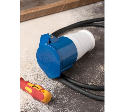 Розетка переносная 223 2Р+РЕ 32А 220В IP44 EKF PROxima  ps-223-32-220  EKF