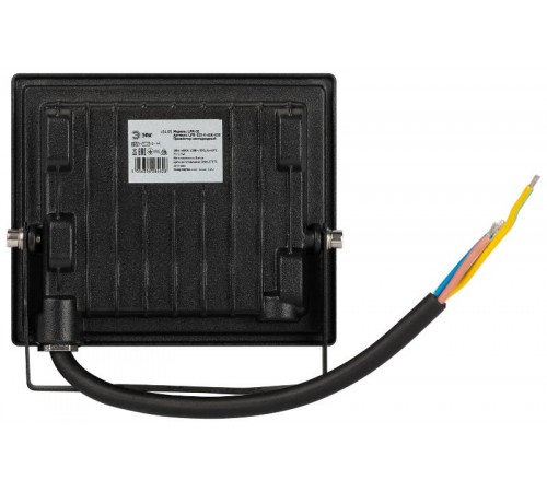 Прожектор светодиодный LPR-023-0-65K-030 30Вт 6500K 2400Лм 103х99х23,5  Б0052023  ЭРА