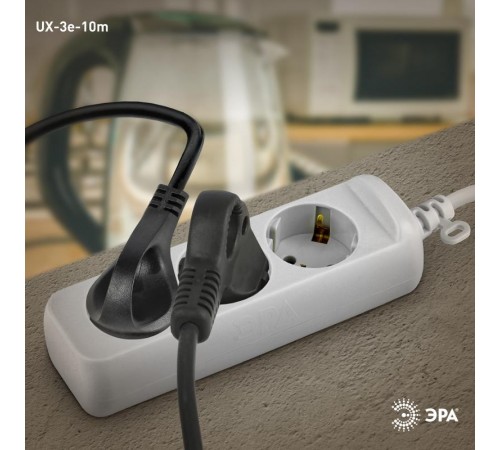 Удлинитель Россия UX-3e-10m ЭРА Удлин-ль c заземл, 3х0,75мм2, ПВС, 3гн, 10м  Б0038578  ЭРА