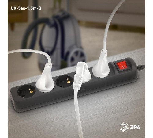 Удлинитель электрический UX-5es-1,5m-B с заземлением с выключателем 5 розеток 1,5м ПВС 3x0,75мм2 черный  Б0057730  ЭРА