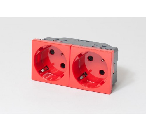 Розетка электрическая 2К+З двойная под углом 45гр (красная) со шторками, безвинт зажим  200010  SPL