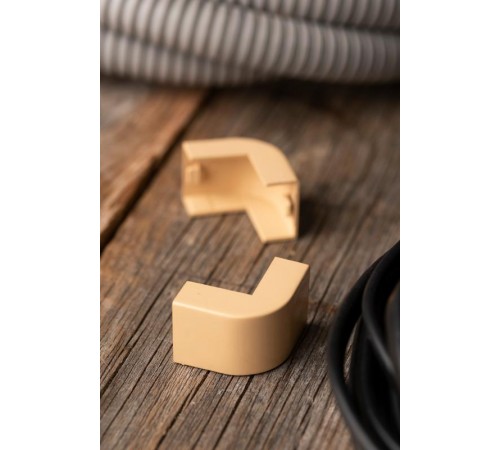 Угол внешний (20х10) (4 шт) Plast EKF PROxima   под светлое деревоobl-20-10x4EKF