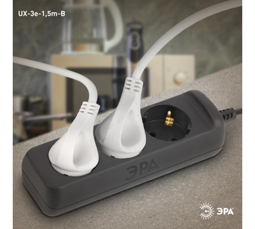 Удлинитель электрический UX-3e-1,5m-B с заземлением 3 розетки 1,5 м ПВС 3x0,75мм2 10А черный  Б0057721  ЭРА