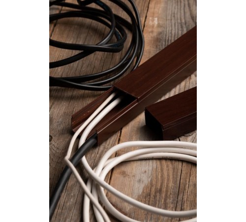 Канал кабельный под тёмное дерево (40х25) (24м.) Plast EKF PROxima  kk-40-25d  EKF