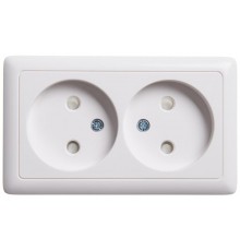 Хит Белый О/У без изолирующей пластины  Розетка 2-ая без заземления со шторками, 16А  RA16-233-B  SE