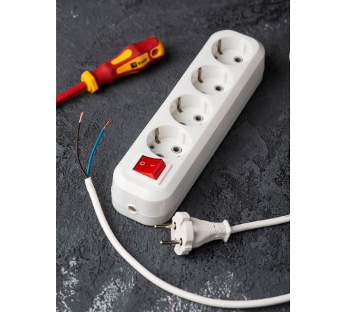 Колодка 4 гн. 16А 3,5кВт c выкл. с/з Эксперт EKF PROxima  AKB16-4i  EKF