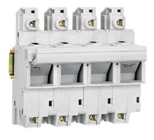 Выключатель-разъединитель SP 58 - 3П+нейтраль - 8 модулей - для промышленных предохранителей 22х58  021605  Legrand