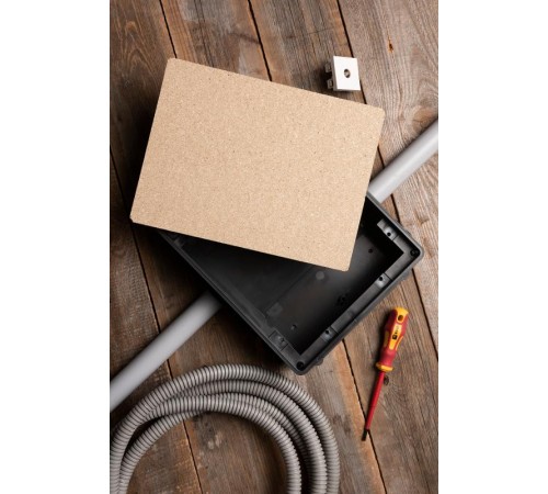 Коробка напольная под лючок C-Line 24  cl-knl-24  EKF