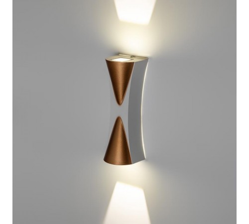 Декоративная подсветка WL43 WH+GD светодиодная 6Вт 3500К белый/золото IP54 для интерьера, фасадов зданий  Б0054423  ЭРА