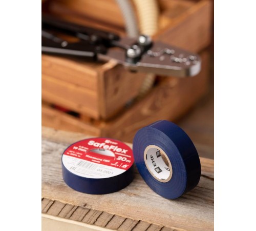 Изолента ПВХ синяя 19мм 20м серии SafeFlex  plc-iz-sf-s  EKF