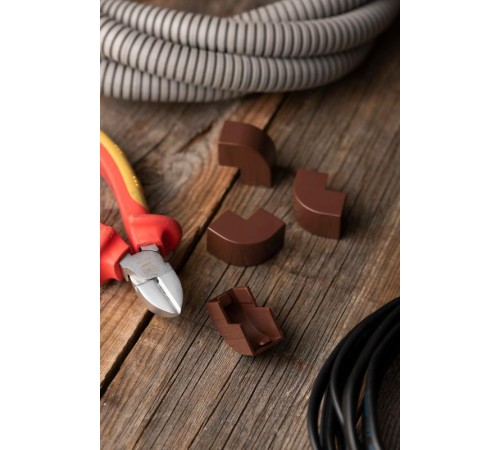 Угол внешний (16х16) (4 шт) Plast EKF PROxima  под темное деревоobd-16-16x4EKF