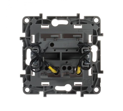 Etika Белый Выключатель 2-х клавишный с подсветкой, 10А, винтовые клеммы  672204  Legrand