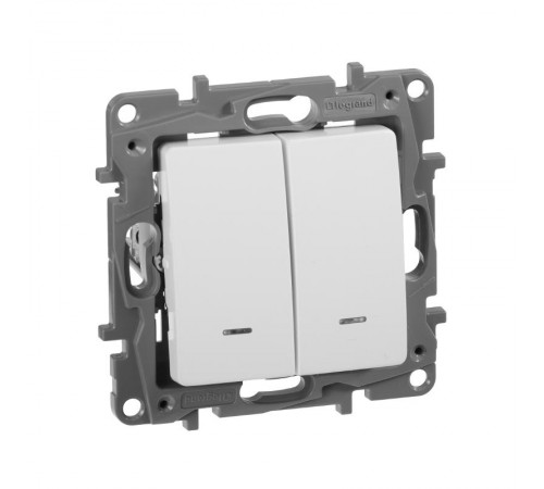 Etika Белый Выключатель 2-х клавишный с подсветкой, 10А, винтовые клеммы  672204  Legrand