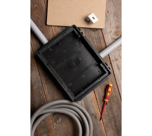 Коробка напольная под лючок C-Line 12  cl-knl-12  EKF