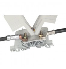 Силовая клемма Viking 3 - два вывода под наконечник - шаг 55 мм  039015  Legrand
