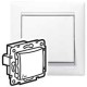 Valena Белый Выключатель 1-клавишный IP44   774201  Legrand