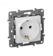Etika Белый Розетка с заземлением, винтовые клеммы  672221  Legrand