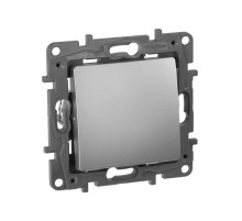 Etika Алюминий Кнопка автоматическая 6А  672414  Legrand