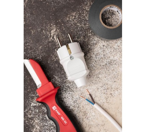 Вилка прямая усиленная с заземлением белая 16А 250В Proxima  AVP16-10-r  EKF аналог AVP16-10