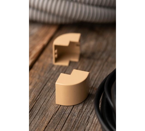 Угол внешний (25х16) (4 шт) Plast EKF PROxima   под светлое деревоobl-25-16x4EKF