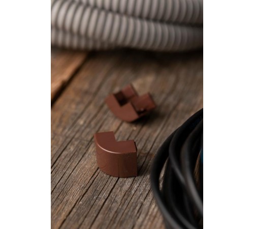 Угол внешний (15х10) (4 шт) Plast EKF PROxima  под темное деревоobd-15-10x4EKF