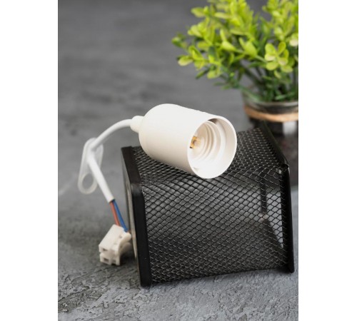 Патрон Е27 подвесной с клеммной колодкой пластик белый EKF PROxima  LHP-E27-w  EKF