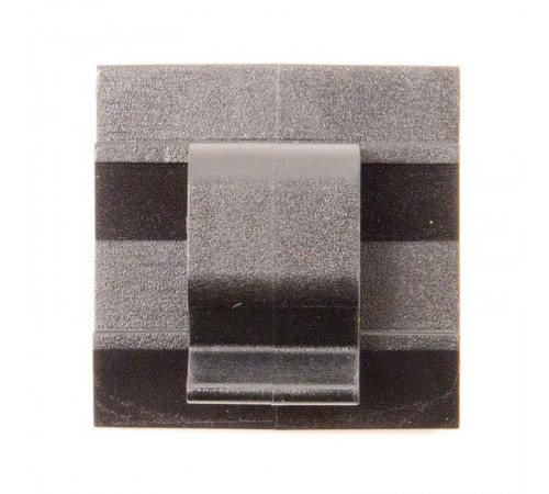 Клипса самоклеящаяся для кругл.кабеля,черная, 12.3х8х12  25433  DKC