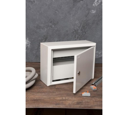 Щит распределительный навесной ЩРН-12 (ВхШхГ) 220х300х120мм IP31 PROxima  с шинами mb21-12sh  EKF