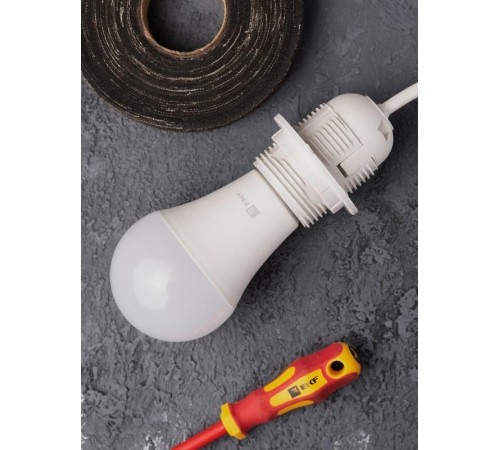 Патрон с кольцом термостойкий пластик Е27 белый PROxima  LHP-E27-r  EKF