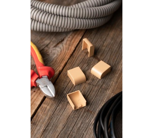 Заглушка (20х10) (4 шт) Plast EKF PROxima   под светлое дерево    ecl-20-10x4   EKF 