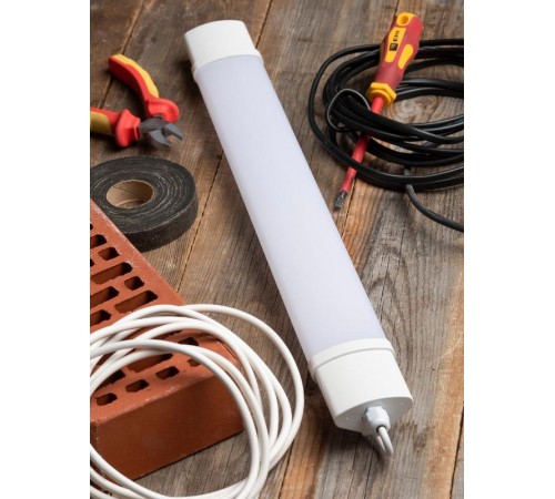 Светильник светодиодный пылевлагозащищенный ДСП-1002 18Вт 6500К IP65 600мм EKF PROxima  TPL-1002-18-6500  EKF